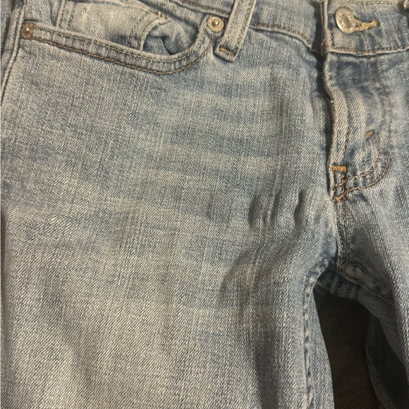 Women’s Levi’s vintage jeans . No staining or damages . Beautiful fading sz 5 - Picture 9 of 12